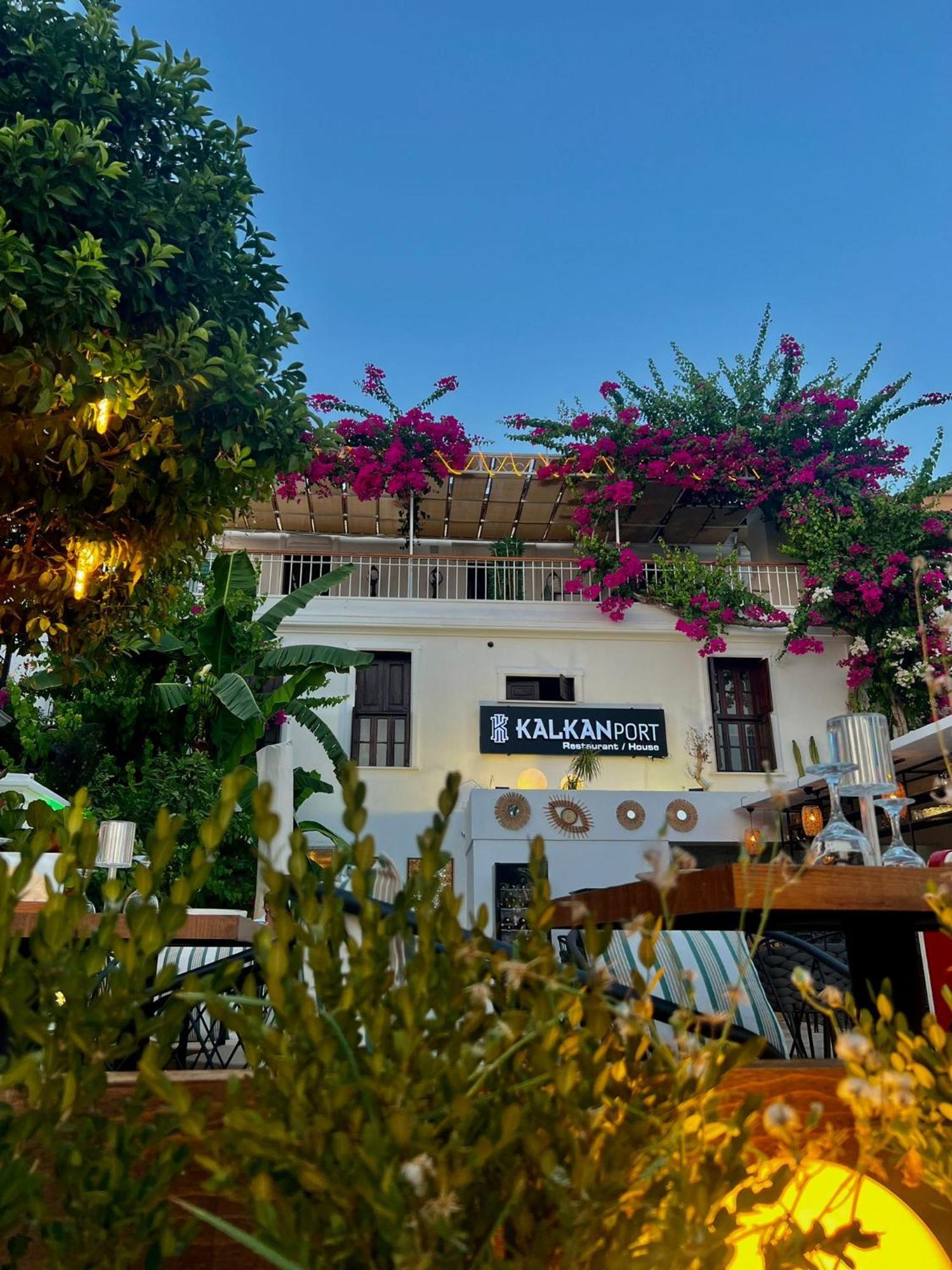 Kalkan Port 외부 사진